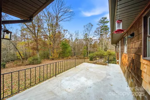 Exterior - 219 Settlemyre Rd, Morganton, NC 28655 photo 3 of 6