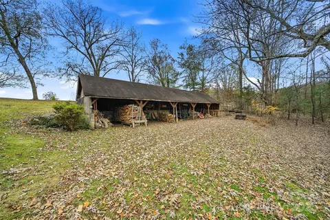 Exterior - 219 Settlemyre Rd, Morganton, NC 28655 photo 6 of 6