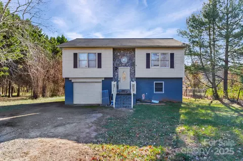 3405 Clarks Chapel Rd, Lenoir, NC 28645