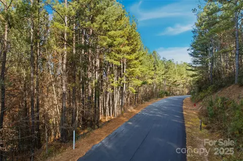 161 W Settings Nw Blvd NW, Valdese, NC 28690 photo 2