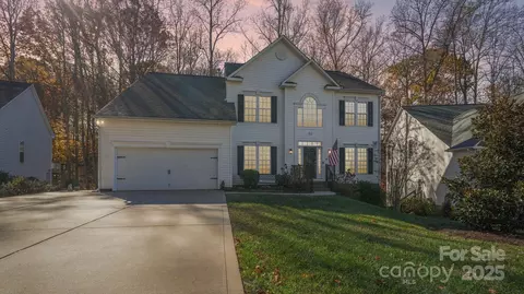 112 Sugar Thyme Ln, Mooresville, NC 28115