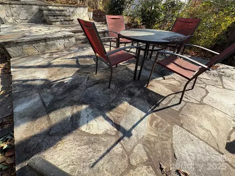 Exterior - 114 Broadway Ave, Tryon, NC 28782 photo 6 of 11