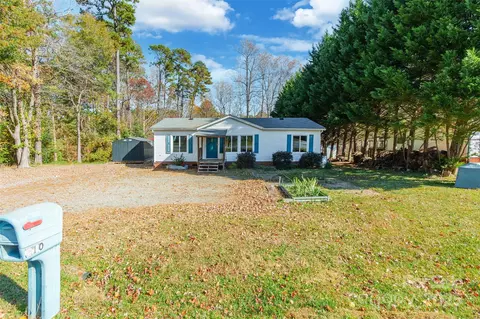 810 Dallas Spencer Mtn Rd, Dallas, NC 28034