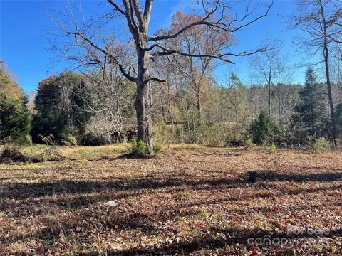 339 Bobby Mckinney Rd, Union Mills, NC 28167
