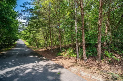 Line Drive, Forest City, NC 28043