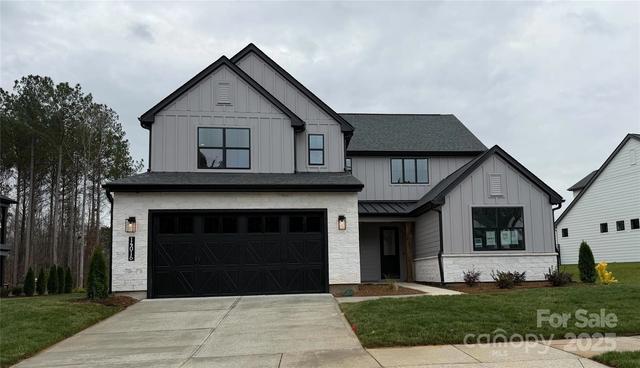 14016 Roosevelt Grove Dr, Huntersville, NC 28078