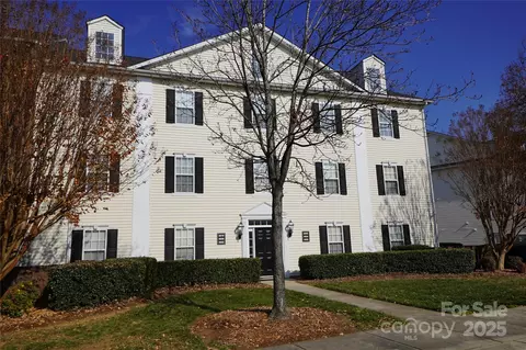 4010 Town Center Rd, Harrisburg, NC 28075