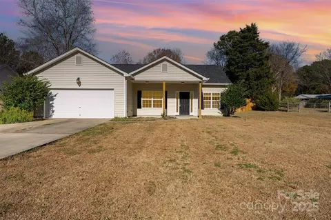 8517 Williamsburg Cir, Huntersville, NC 28078