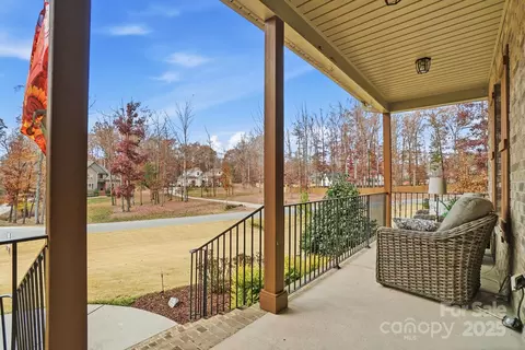 Exterior - 1007 Flat Rock Dr, Monroe, NC 28110 photo 3 of 5