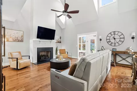 Living - 1007 Flat Rock Dr, Monroe, NC 28110 photo 4 of 4