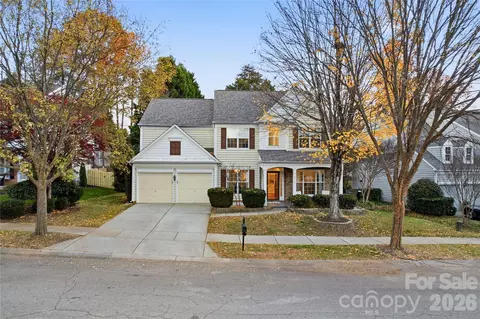 18015 Harbor Mist Rd, Cornelius, NC 28031