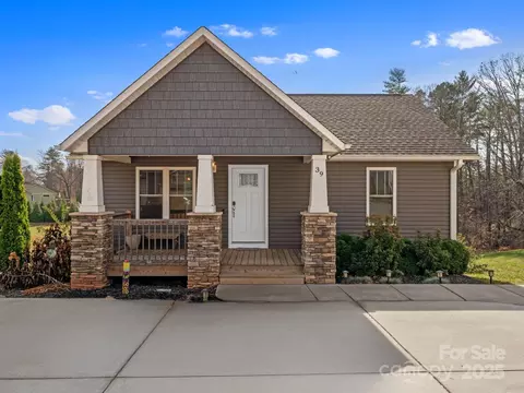 39 Curtis Miles Rd, Alexander, NC 28701