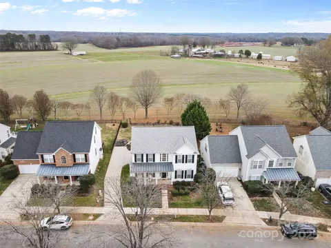 8802 Cool Meadow 176 Dr #176, Huntersville, NC 28078