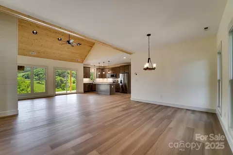 70 Knox Best St, Clyde, NC 28721 photo 12