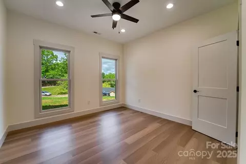 70 Knox Best St, Clyde, NC 28721 photo 23
