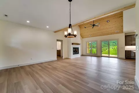 70 Knox Best St, Clyde, NC 28721 photo 13