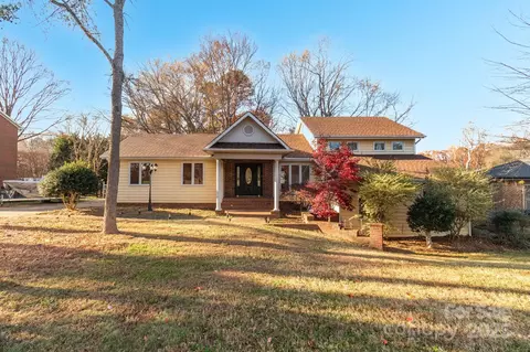 16425 Grapperhall Dr, Huntersville, NC 28078