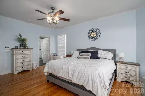Bedroom - 2616 Nicklaus Ne Ct NE, Conover, NC 28613 photo 2 of 7