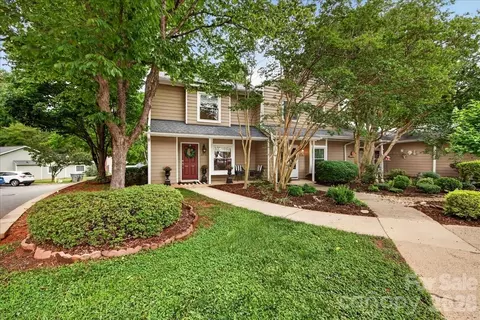 830 Sardis Cove Dr, Charlotte, NC 28270