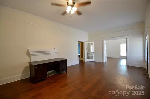 Living - 512 2nd St, Spencer, NC 28159 photo 2 of 4