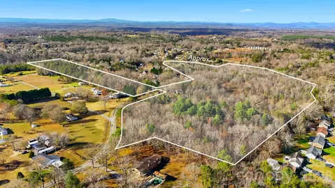 3564 28th Ne St NE, Hickory, NC 28601