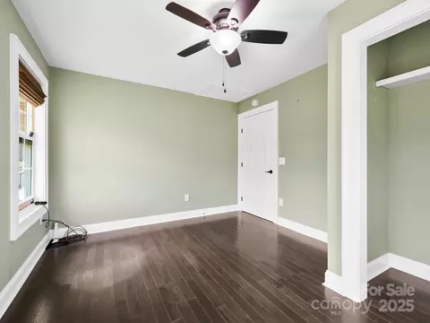 Bedroom - 3367 Thickety Rd, Clyde, NC 28721 photo 5 of 5