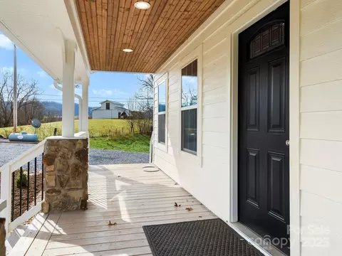 Exterior - 3367 Thickety Rd, Clyde, NC 28721 photo 3 of 5