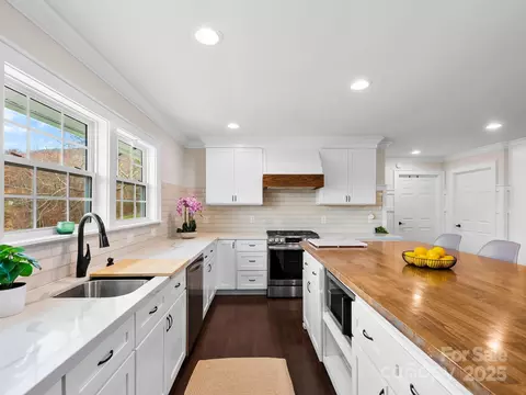 Kitchen - 3367 Thickety Rd, Clyde, NC 28721 photo 3 of 3
