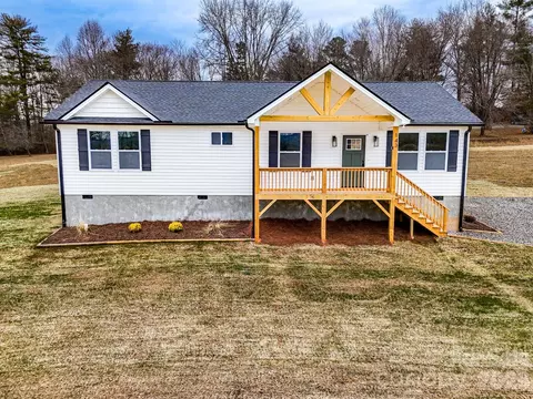 143 Old Nc 20 Hwy, Alexander, NC 28701