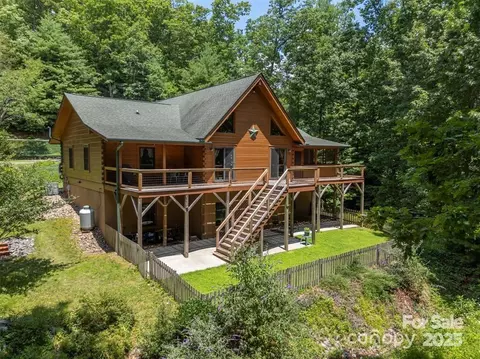 23 Jay Foster 2223 Way #22/23, Saluda, NC 28773