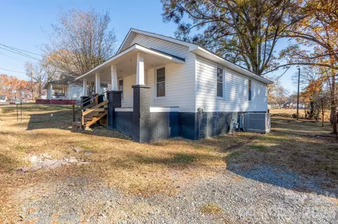 950 Ashby St, Kannapolis, NC 28081
