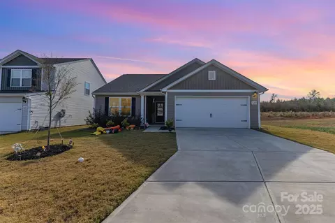 620 Lamorak Pl, Richburg, SC 29729