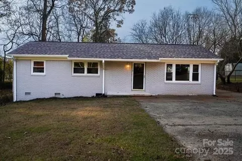 116 Brymer Rd, Gastonia, NC 28056