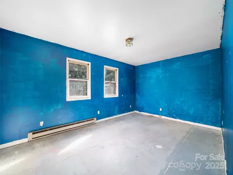Bedroom - 74 George St, Spruce Pine, NC 28777 photo 3 of 3