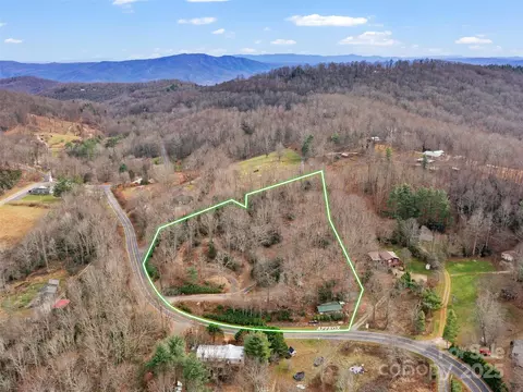 View/Area - 74 George St, Spruce Pine, NC 28777 photo 2 of 2