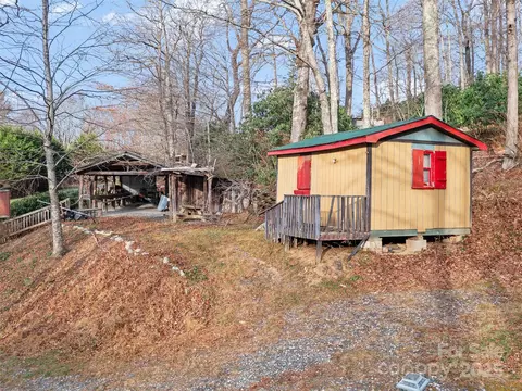 Exterior - 74 George St, Spruce Pine, NC 28777 photo 6 of 13