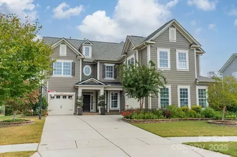 2762 Red Maple Ln, Harrisburg, NC 28075
