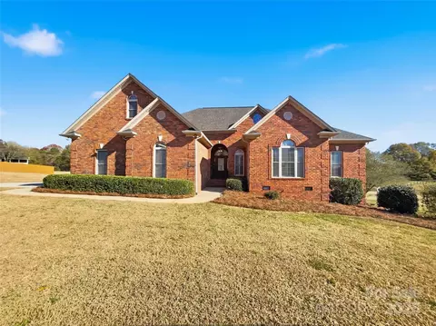 924 Ferguson Ridge Rd, Gastonia, NC 28052