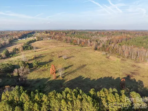 1888 Pea Ridge Rd, Mill Spring, NC 28756 photo 4