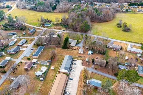 View/Area - 325 Sheldon St, Hudson, NC 28638 photo 8 of 11