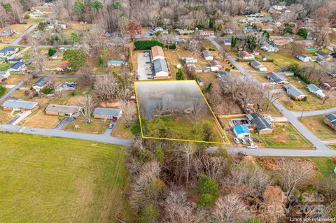 View/Area - 325 Sheldon St, Hudson, NC 28638 photo 10 of 11