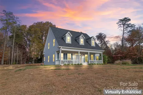 3839 Robinson Cir, Gastonia, NC 28056