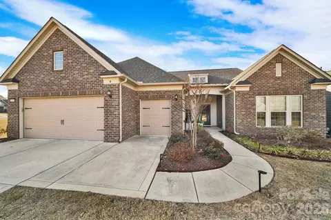 3135 Bartlett St, Fort Mill, SC 29715