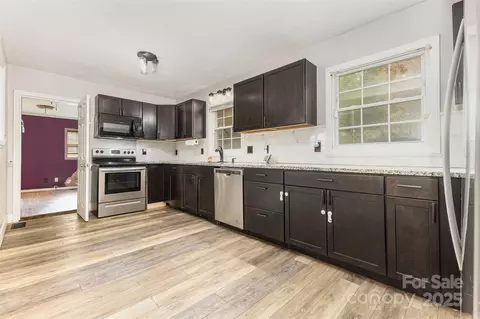 Kitchen - 281 Sutton S Rd S, Fort Mill, SC 29708 photo 1 of 3