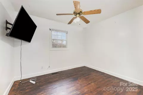 Bedroom - 281 Sutton S Rd S, Fort Mill, SC 29708 photo 3 of 5