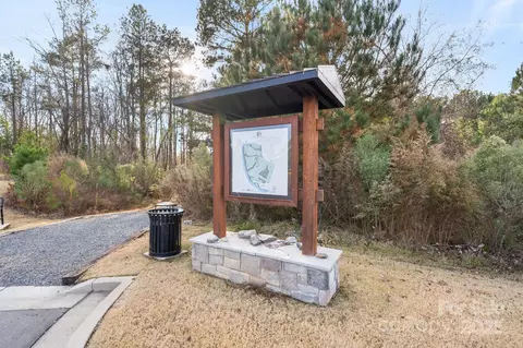 View/Area - 2075 Masons Bend Dr, Fort Mill, SC 29708 photo 3 of 7