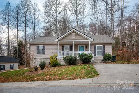 263 Newberry Dr, Fletcher, NC 28732