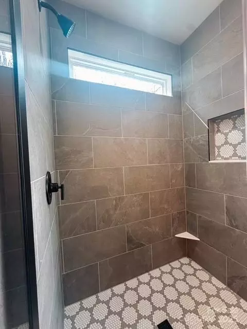 Bath - 716 Mclarty 4 St #4, Monroe, NC 28112 photo 2 of 3