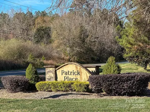 3048 Patrick Place 10 Cir #10, Clover, SC 29710