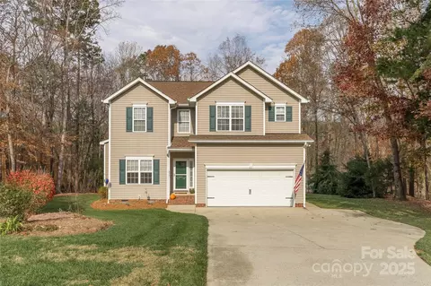 353 Brook Glen Dr, Mooresville, NC 28115
